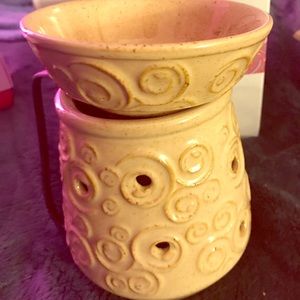 Scentsy Angora wax warmer